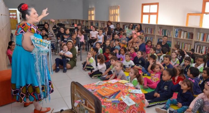 Camila Genaro: ‘Somos humanos e precisamos das histórias, mesmo em tempos de IA”